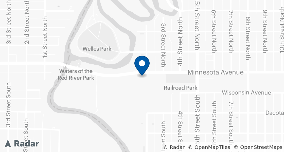 Map of Dairy Queen Location:: 105 Minnesota Ave, Breckenridge, MN, 56520-1945